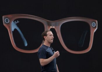 Meta releases open-source AI mannequin it says rivals OpenAI, Google tech