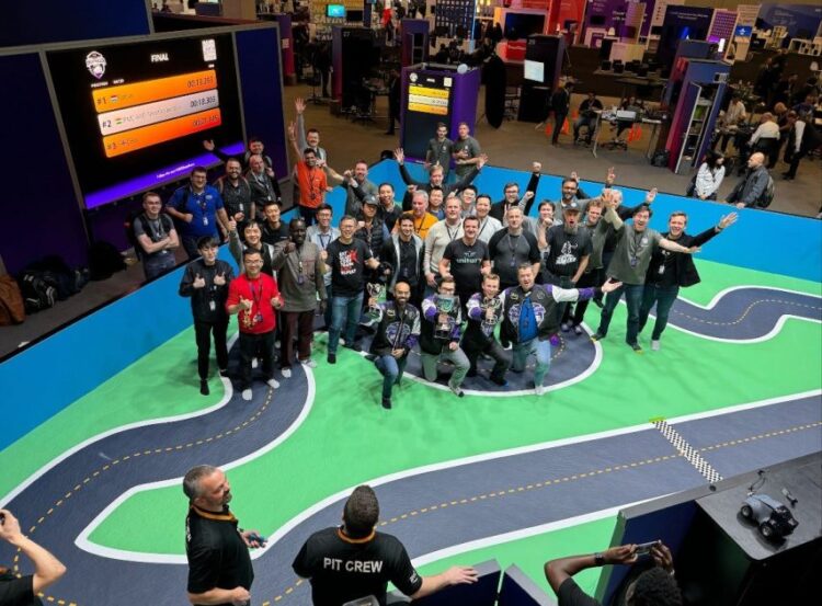 Celebrating the ultimate AWS DeepRacer League championship and street forward