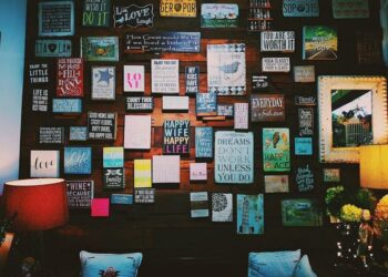 Strategies for Chat Knowledge Analytics with Python | by Robin von Malottki | Nov, 2024