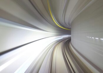 Will 2025 Be the 12 months Actual-Time Analytics Lastly Goes Mainstream? | by Mahdi Karabiben | Feb, 2025