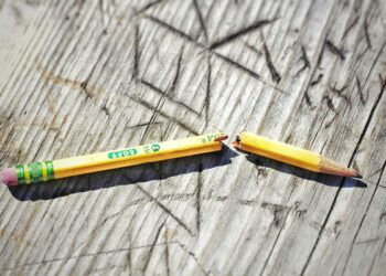 The Cultural Backlash Towards Generative AI | by Stephanie Kirmer | Feb, 2025