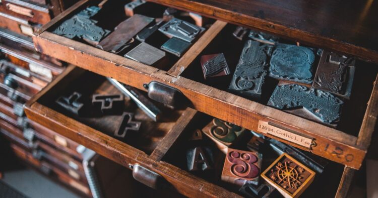 Assemble Every RAG Era Immediate from a Base Immediate Plus the Guidelines Every Query Wants